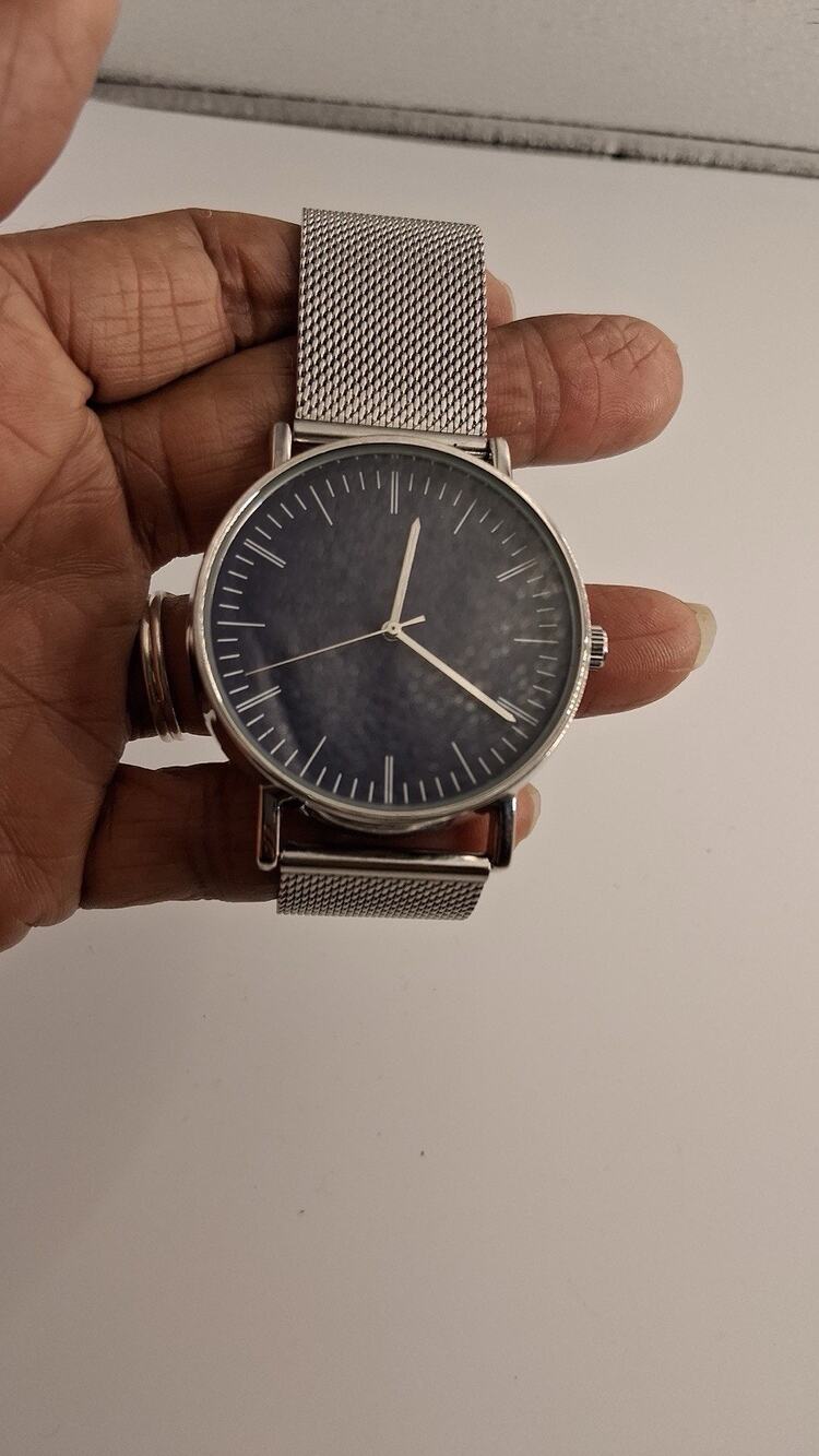 Unisex Minimalist Quartz Watch Silver Tone Dark Blue Dial Milanese Mesh Band